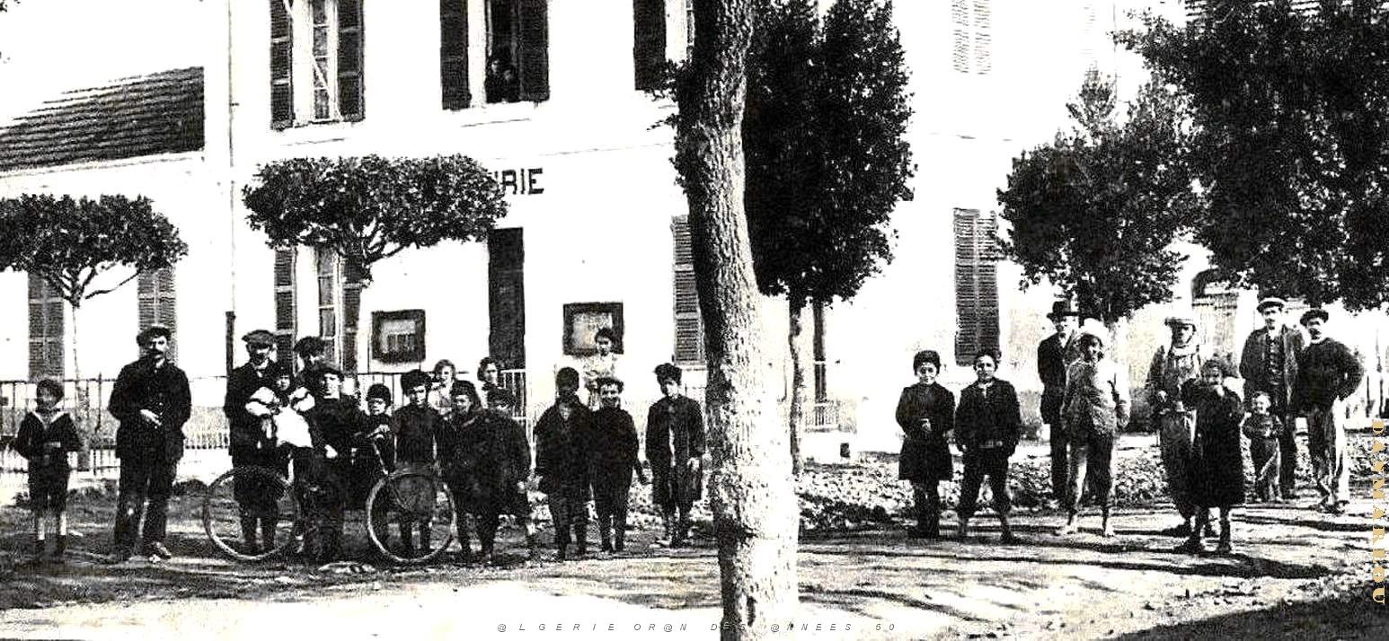 2426- Mondovi - Mairie2.jpg